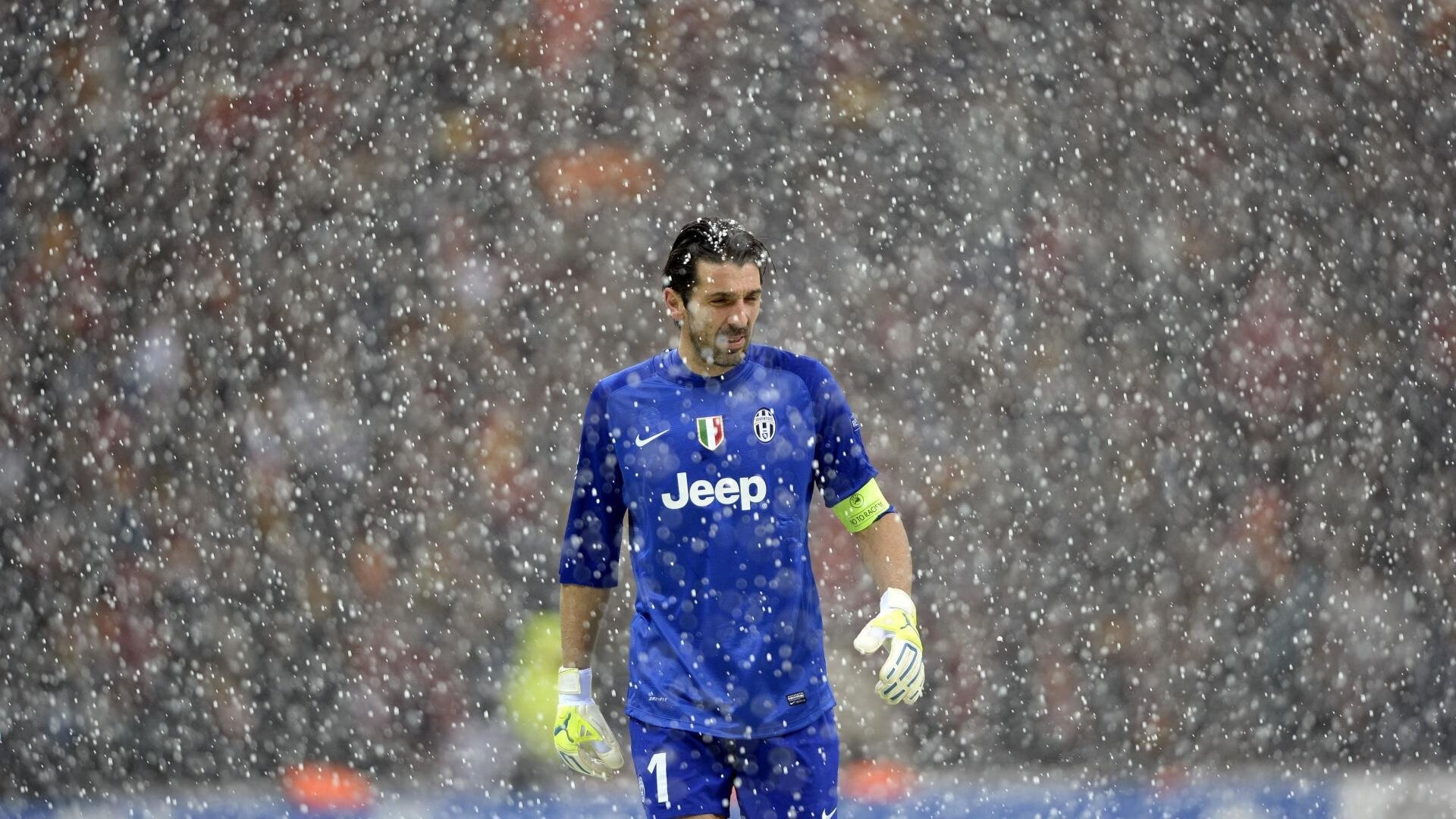 绿色行动，为绿色未来——赛事现场“绿色袋”与环保志愿行动的崭新践行